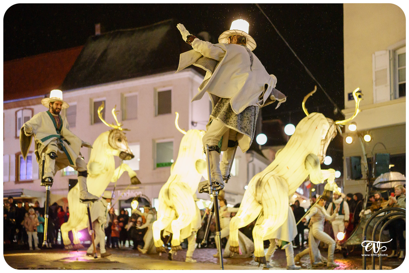 PARADE AMOUREUSE (CIE REMUE MENAGE)